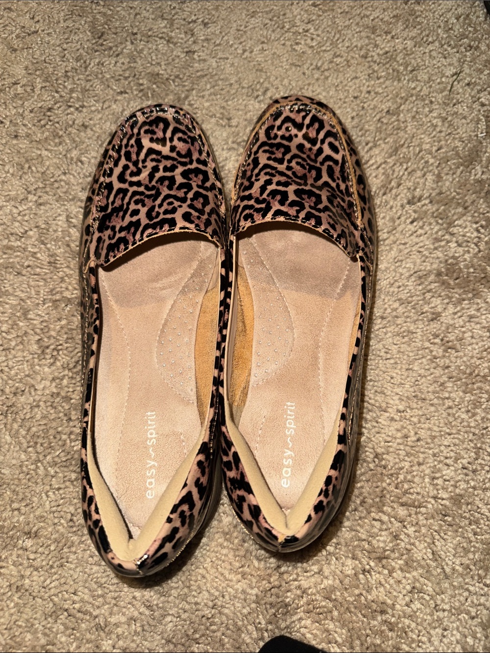 Easy Spirit Leopard Print Pink and Black Slip-On Flats